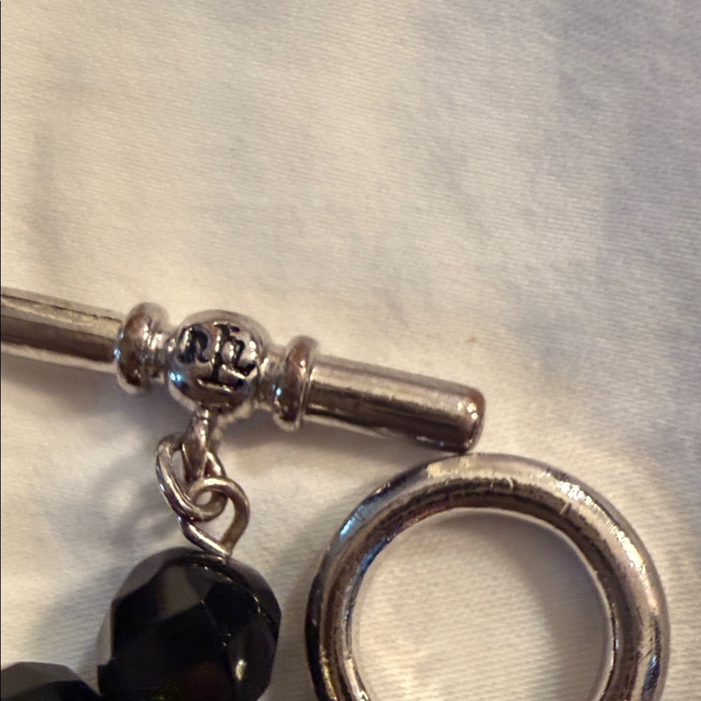 Ralph Lauren Black Cluster Bead‎ Toggle Bracelet - Picture 5 of 5